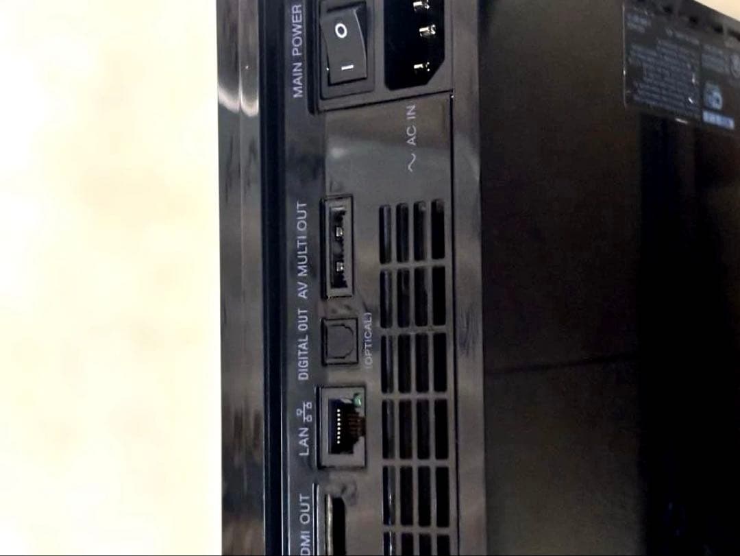 プレイステーション3 初期型 60GBモデル （CECHA00）