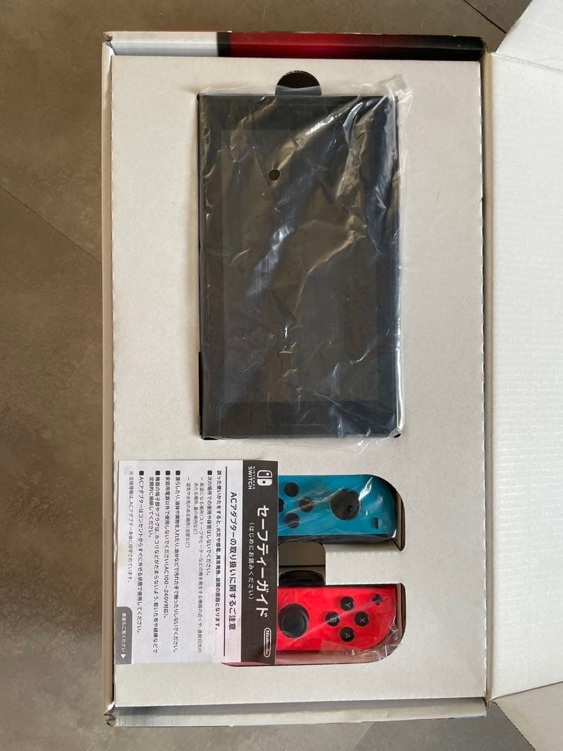 【ジャンク品】Nintendo Switch 付属品完備・ 初期化済
