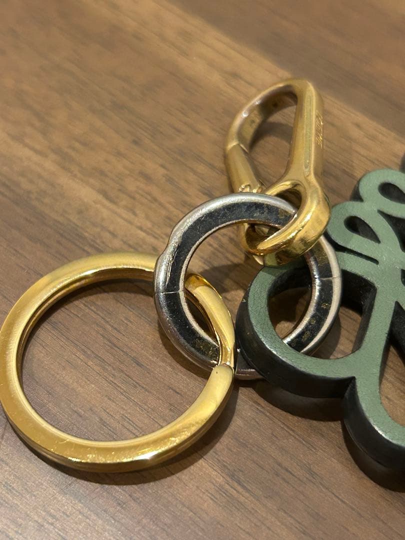 LOEWE チャーム　キーリング