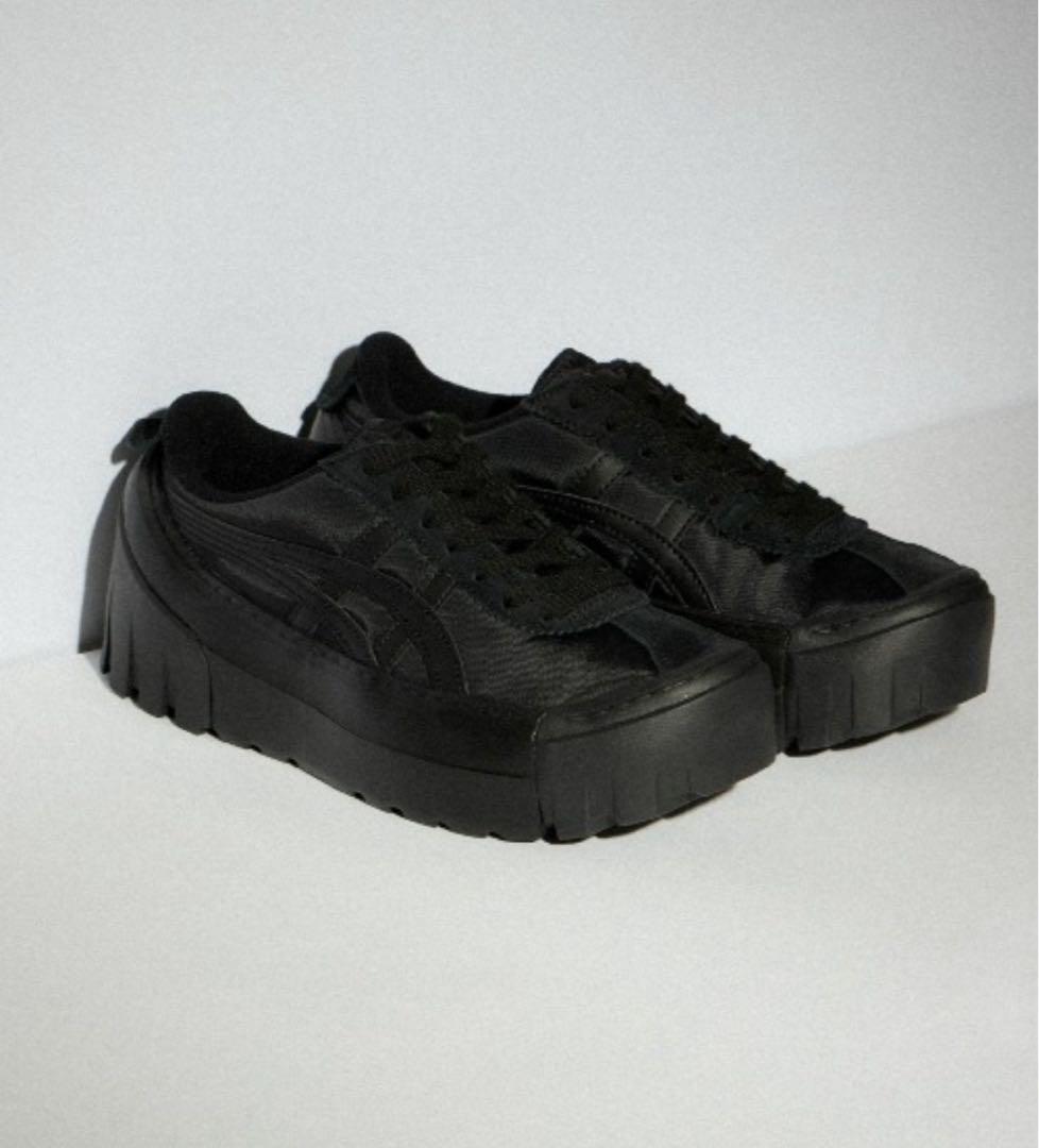 s*i様 Onitsuka Tiger ブラック厚底スニーカー