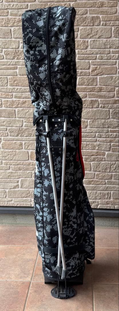 希少　OAKLEY オークリー　迷彩柄　カモフラ　スタンド式　軽量キャディバッグ