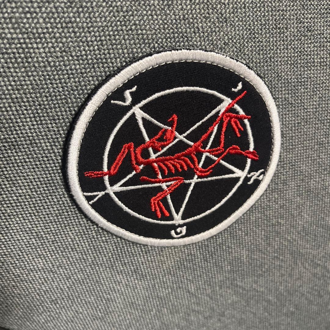 アークテリクス　arcteryx リーフ　ベルクロ付きパッチ　ワッペン　丸型