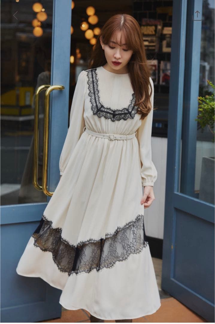 即配送　Rosaline LaceTrimmed Dress