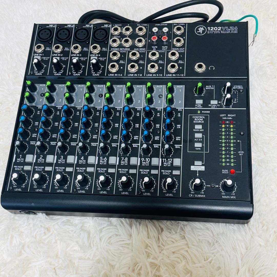 【美品】mackie 1202VLZ4 オーディオミキサー