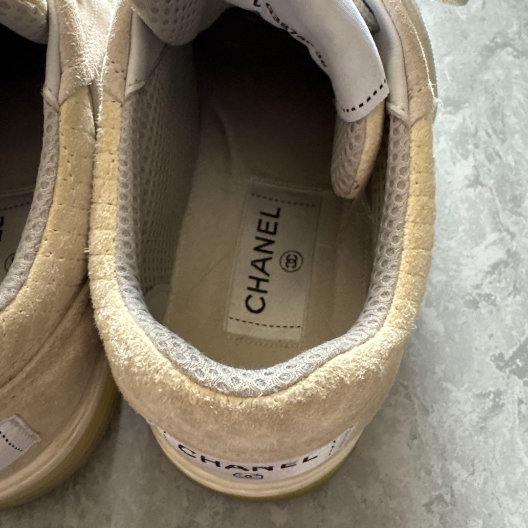 CHANEL キルティングスニーカー