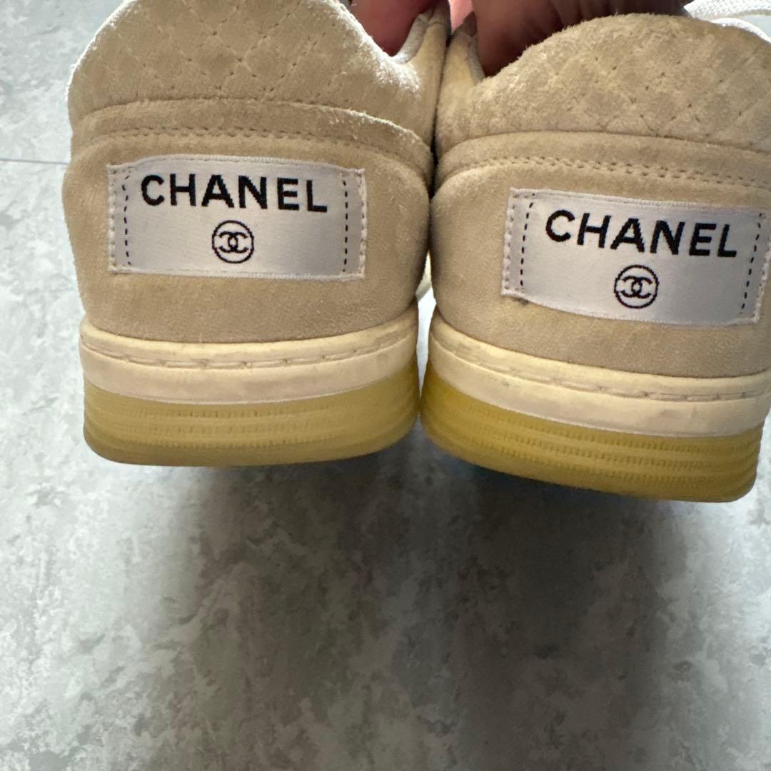 CHANEL キルティングスニーカー