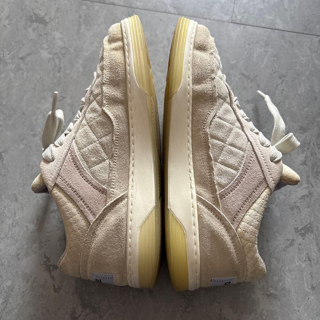 CHANEL キルティングスニーカー