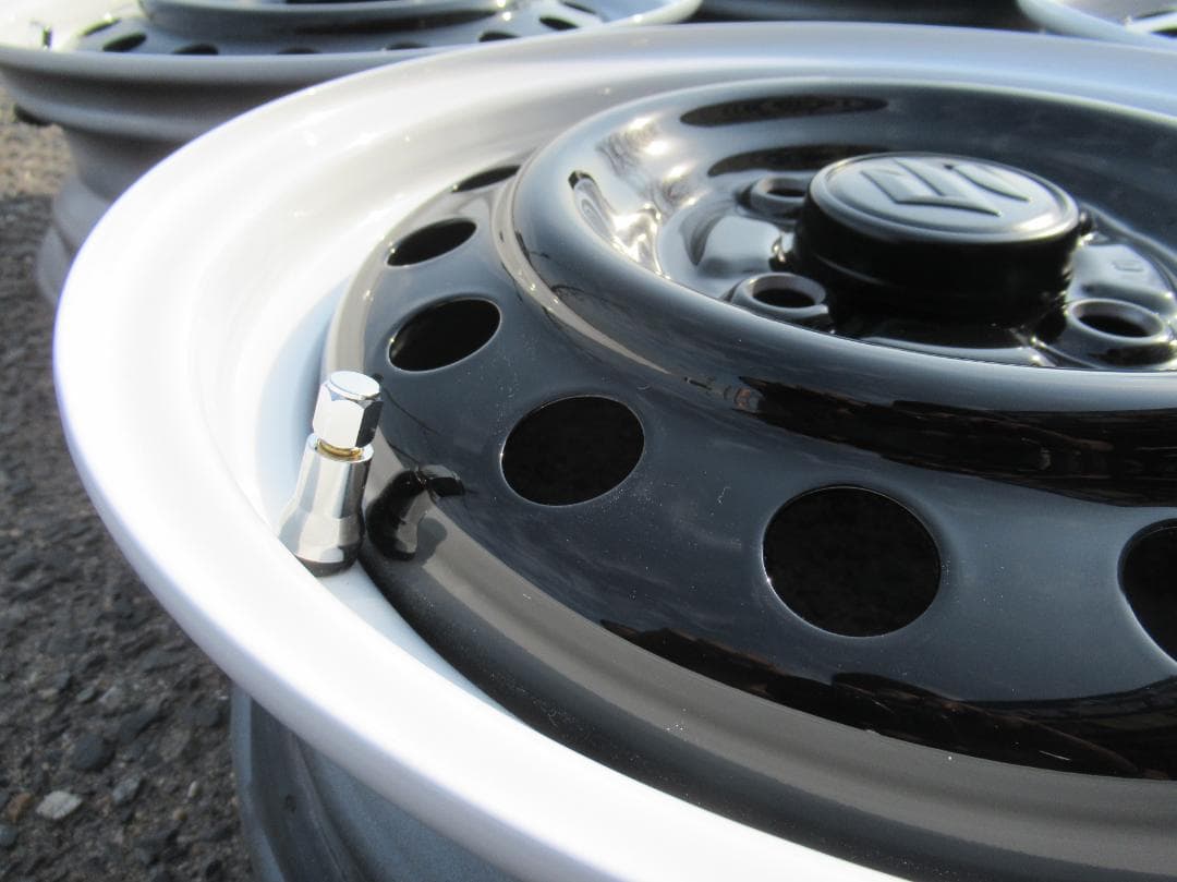 Rio☆オーダー塗装　14インチ　ブラックXホワイトリム☆