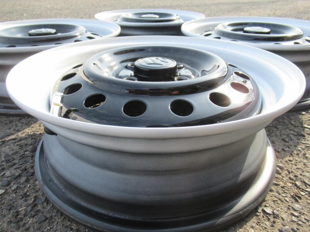 Rio☆オーダー塗装　14インチ　ブラックXホワイトリム☆