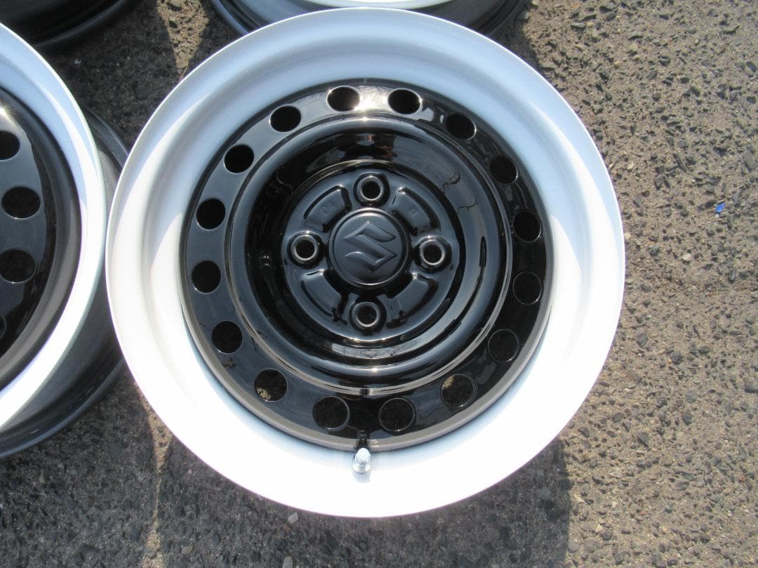 Rio☆オーダー塗装　14インチ　ブラックXホワイトリム☆