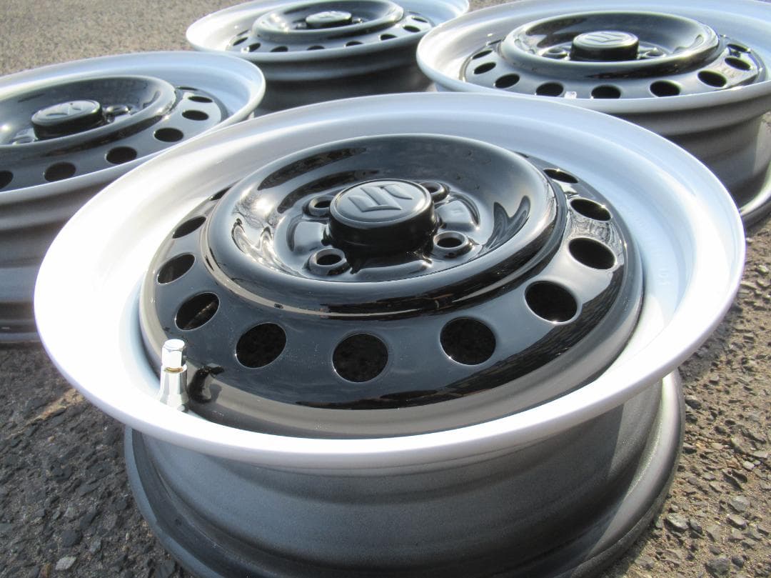 Rio☆オーダー塗装　14インチ　ブラックXホワイトリム☆