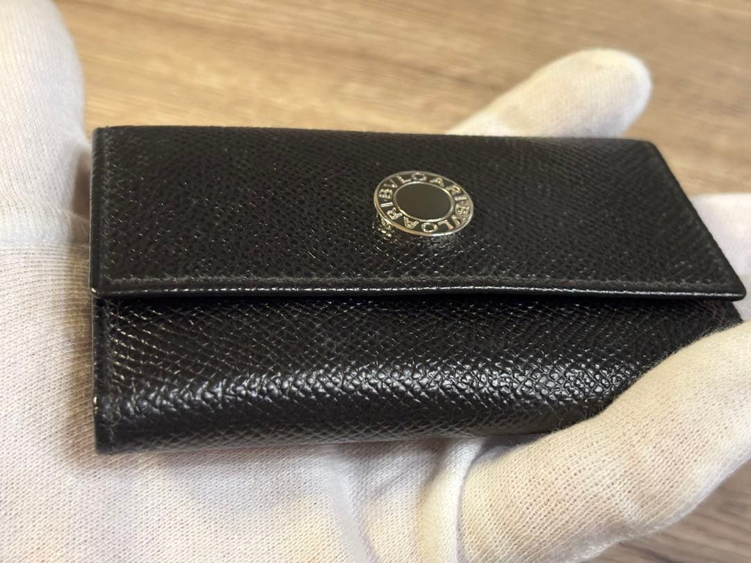 【極美品】ブルガリBVLGARI ブラックレザーキーケース　6連