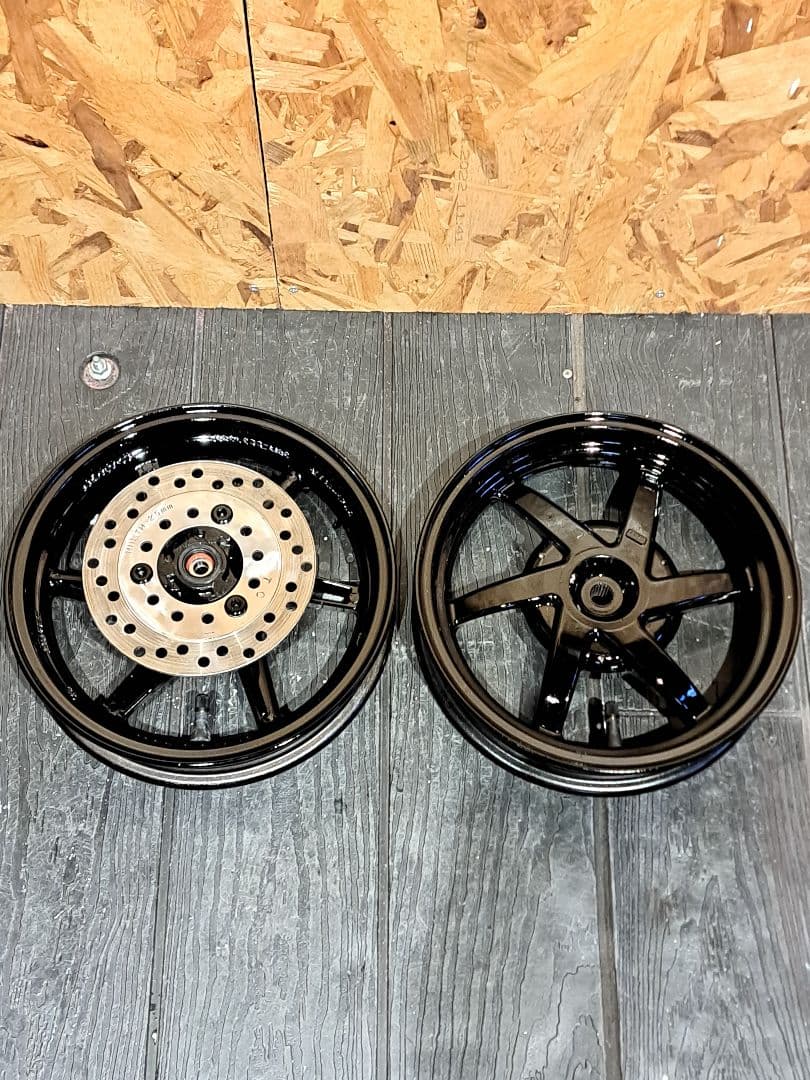 ライブディオZX AF35ホイール