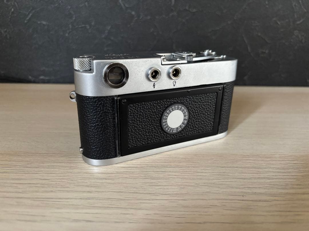 LEICA M2 フイルムカメラ
