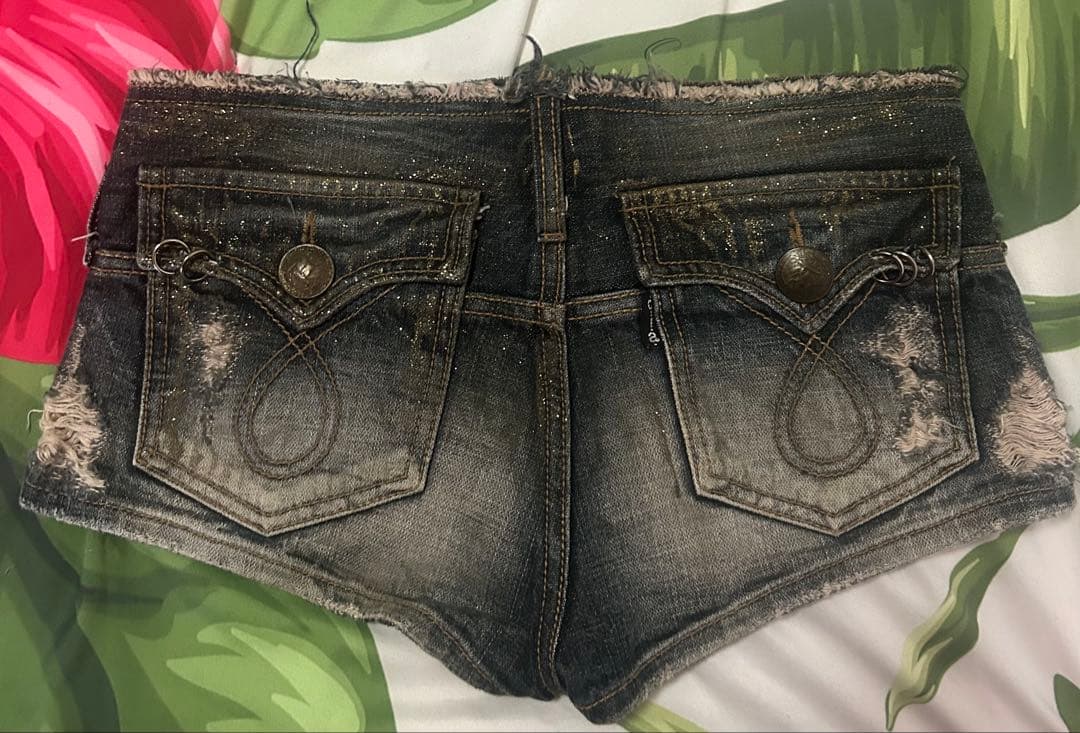 合馬公式アカウント1 d.i.a.ショーパン２点