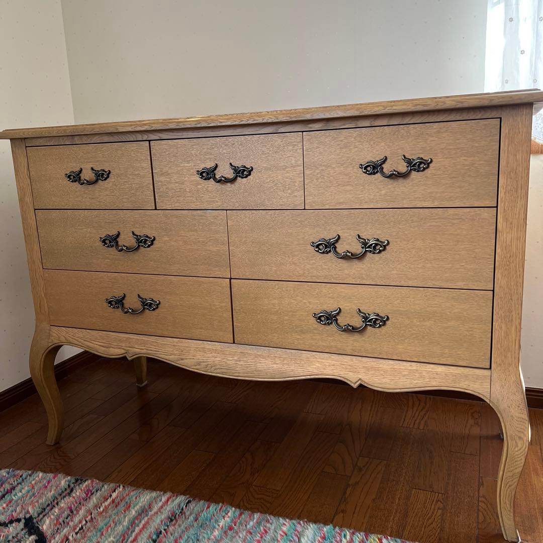 ローラアシュレイ　LAURA ASHLEY アヴィノンチェスト 家具　猫脚