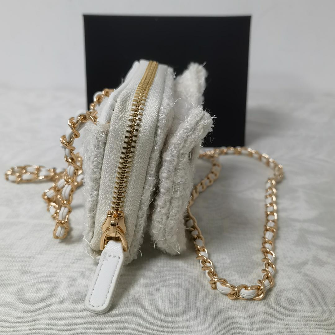 チェーンクラッチ ミニ財布