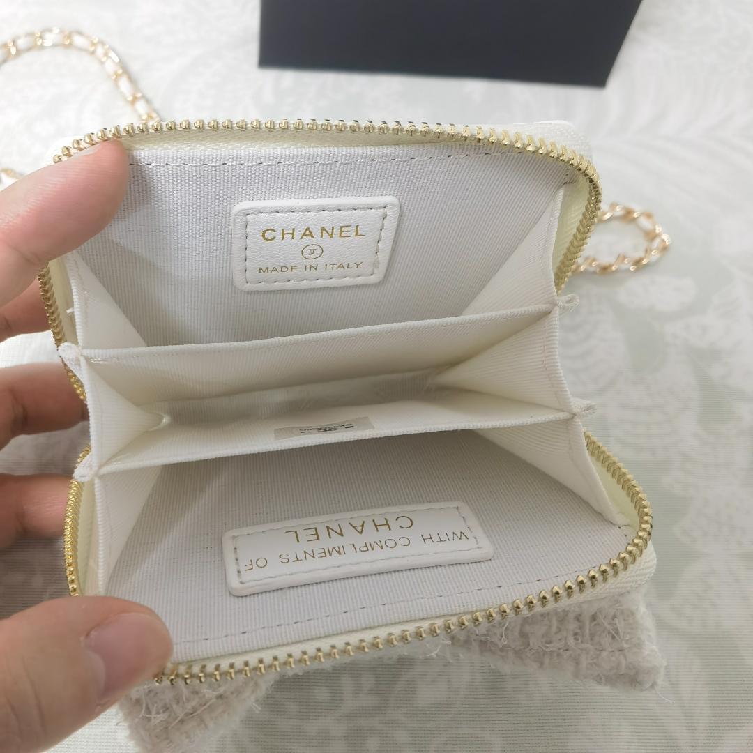 チェーンクラッチ ミニ財布