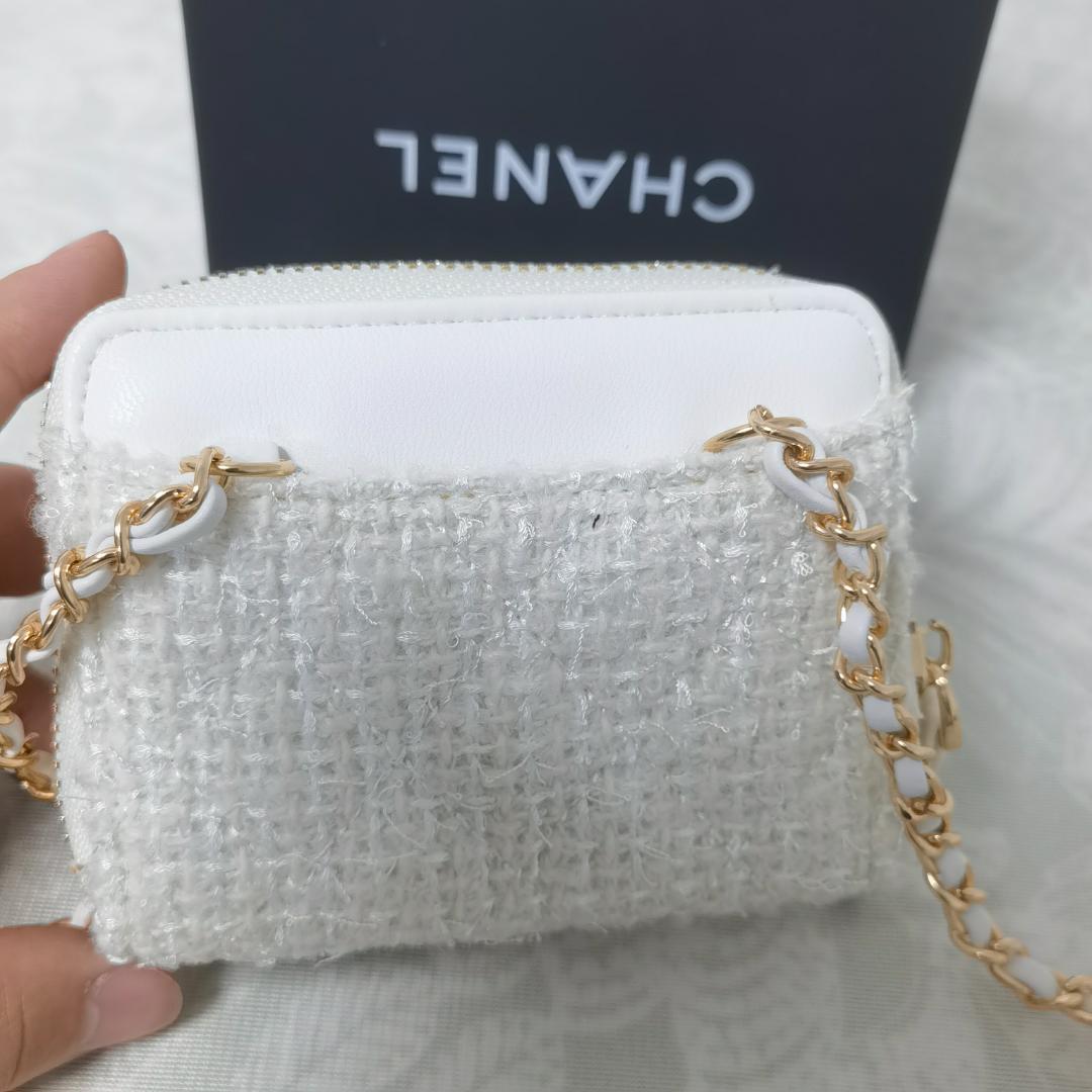 チェーンクラッチ ミニ財布