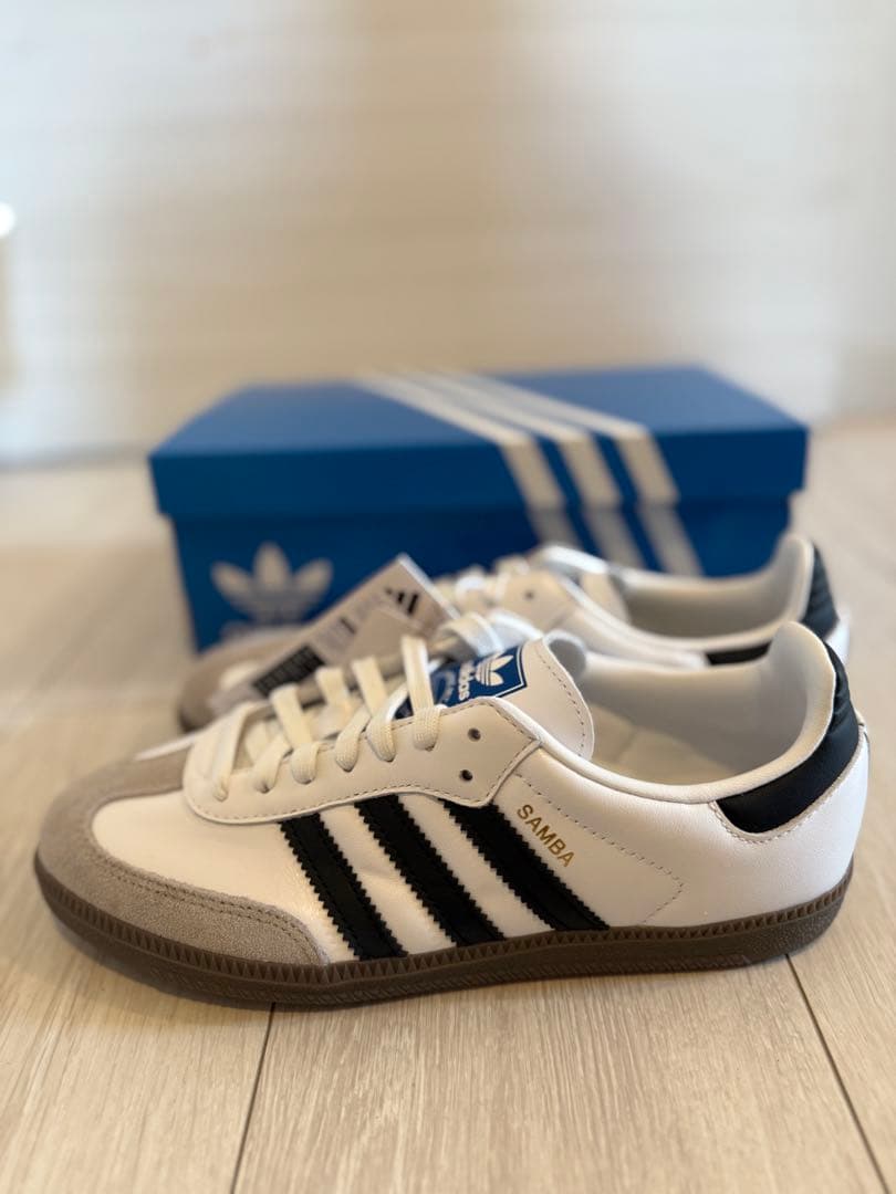adidas Samba ホワイト ブラック スニーカー