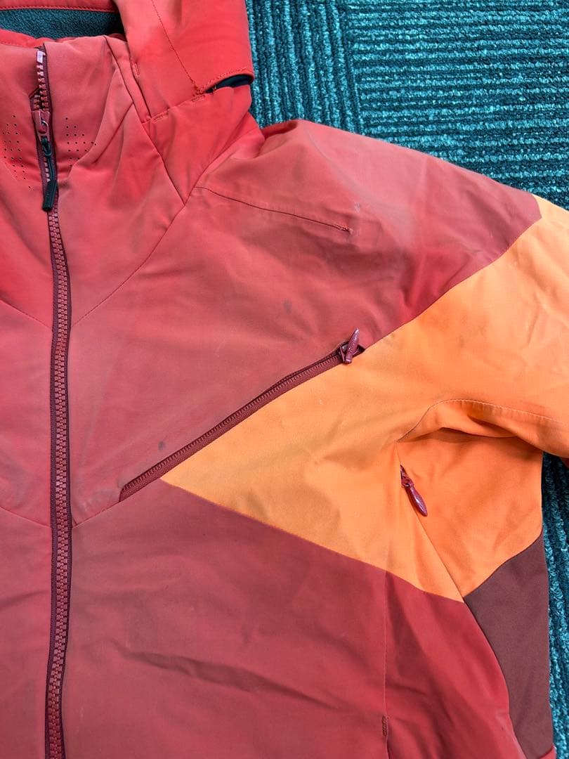 DESCENTE スキーウェアセット (ジャケット+パンツ)