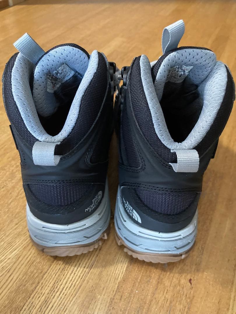 【美品】ザ・ノースフェイス トレッキングシューズ 23.5cm