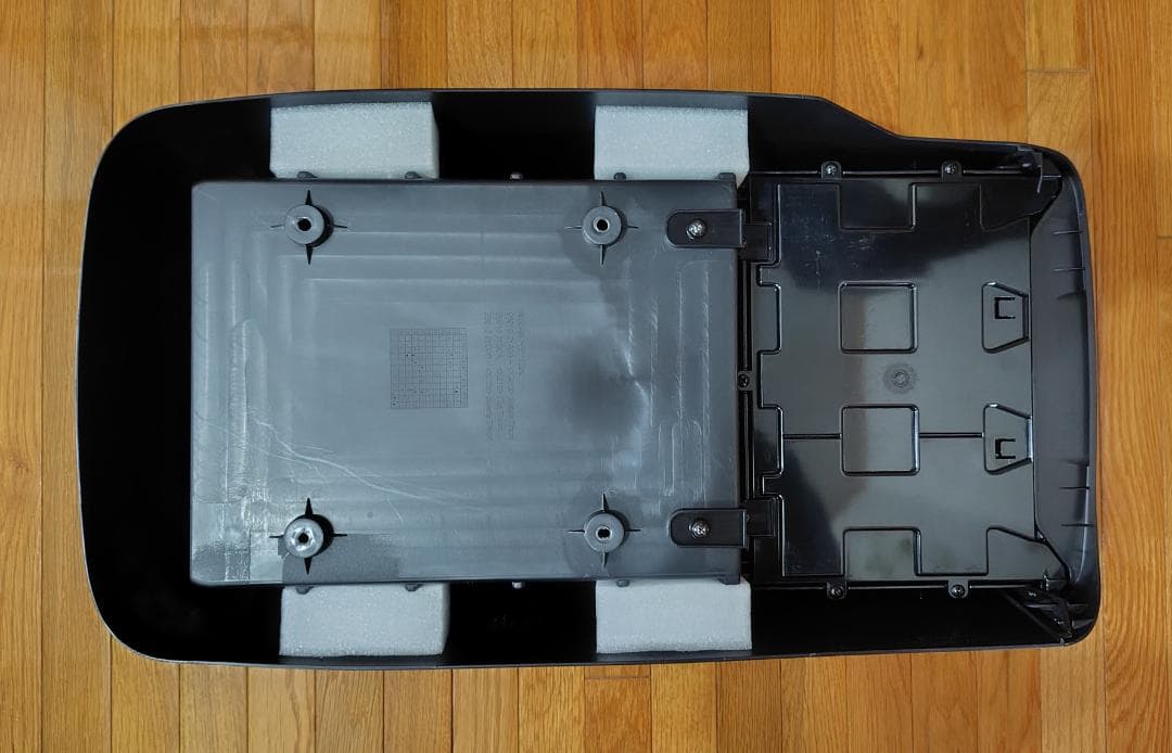 よっちゃん　キャラバン GRANDプレミアムGX 純正センターコンソール