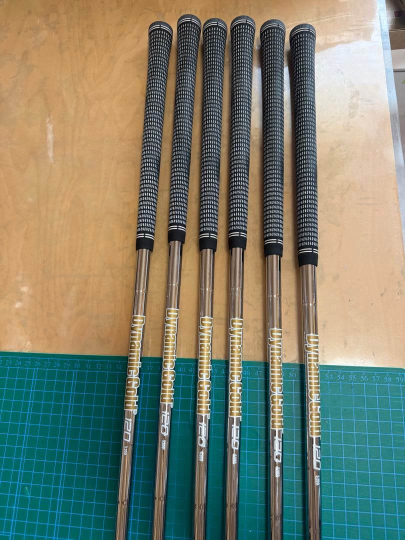 ブリジストン241cb ダイナミックゴールド120 S200