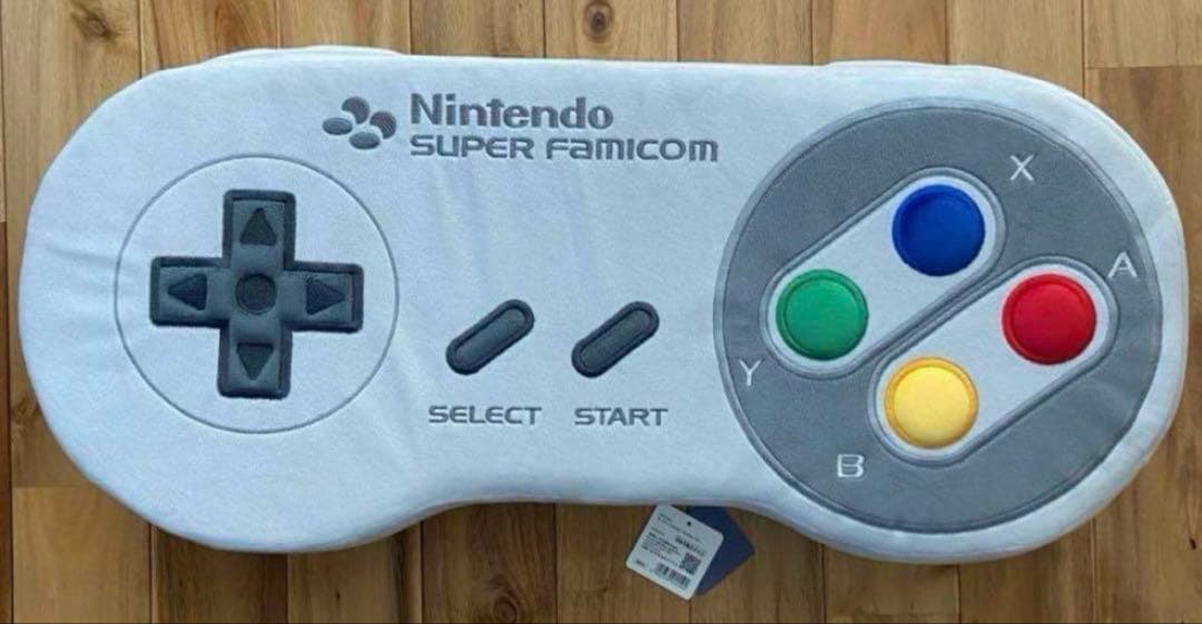 ニンテンドーミュージアム コントローラークッション スーパーファミコン