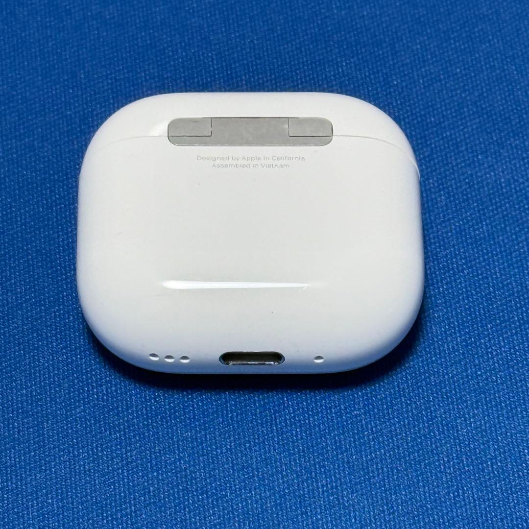 AirPods4 本体　アクティブノイズキャンセリング搭載モデル