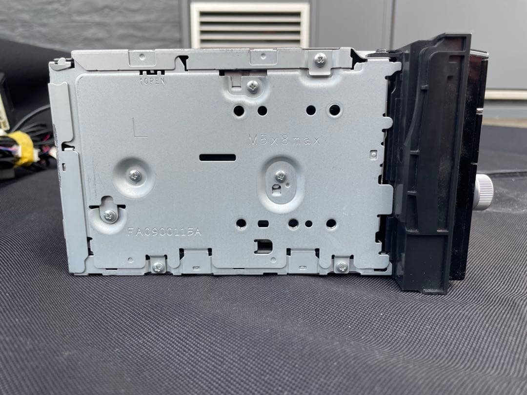 日産純正　カーナビ MM318D-W 2021年製