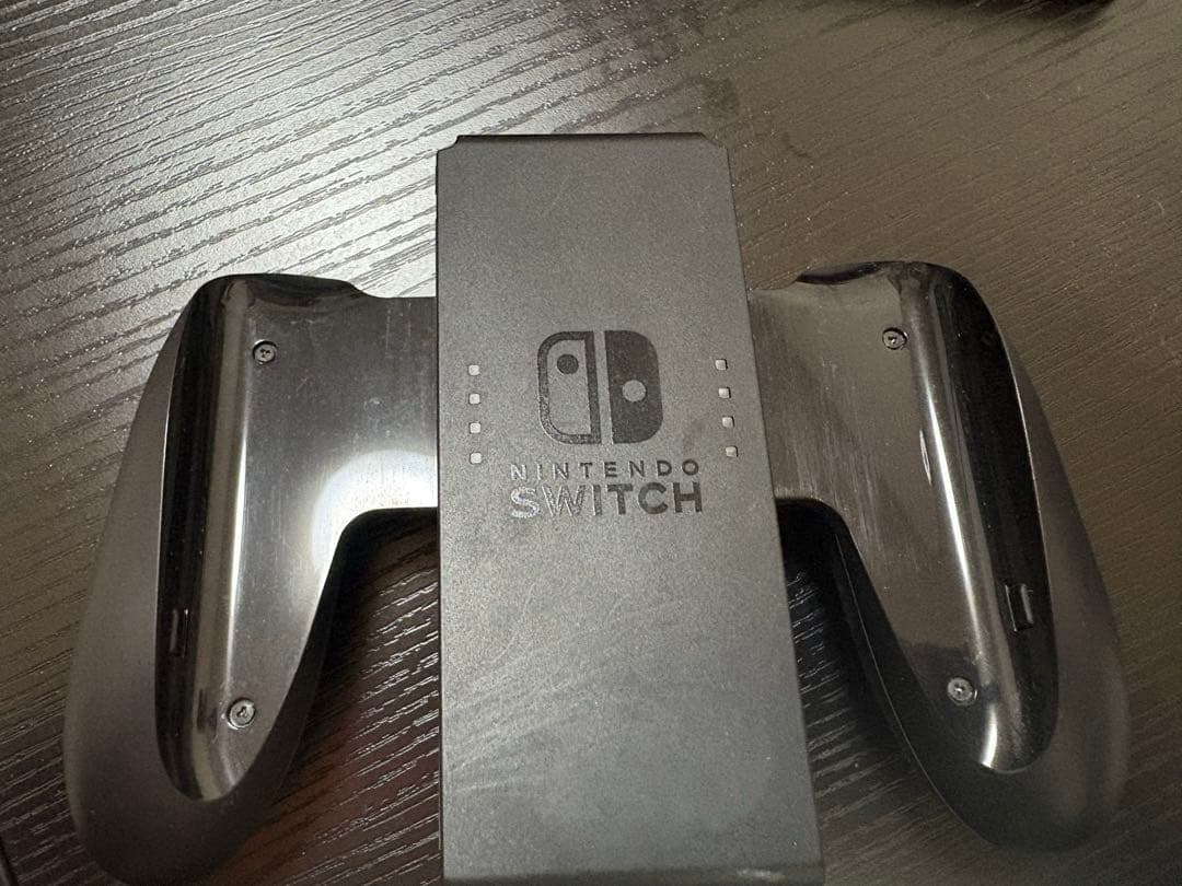 ク*ー様 Nintendo Switch ネオンブルー・ネオンレッド 本体