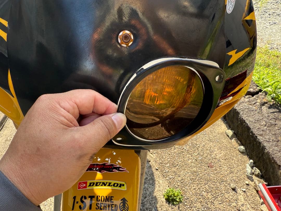 CBR400RR nc23 純正　ヘッドライトリング　猫目