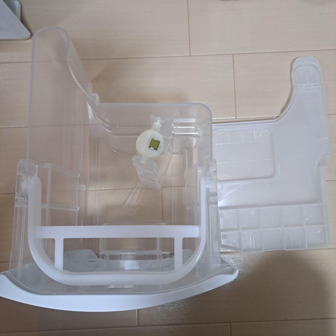 ほぼ未使用 Panasonic 衣類乾燥除湿機 F-YHVX120 2023年製