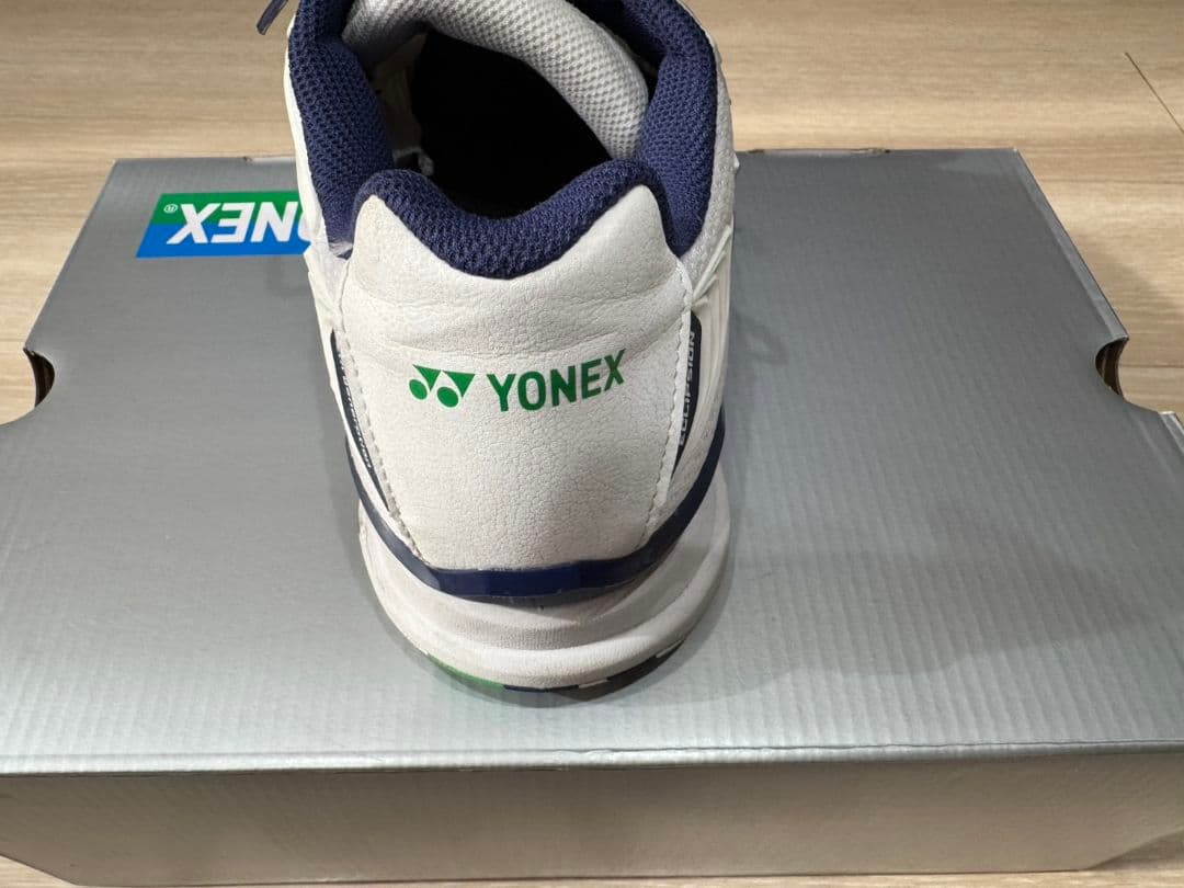 YONEX パワークッションエクリプション4 27.5cm美品