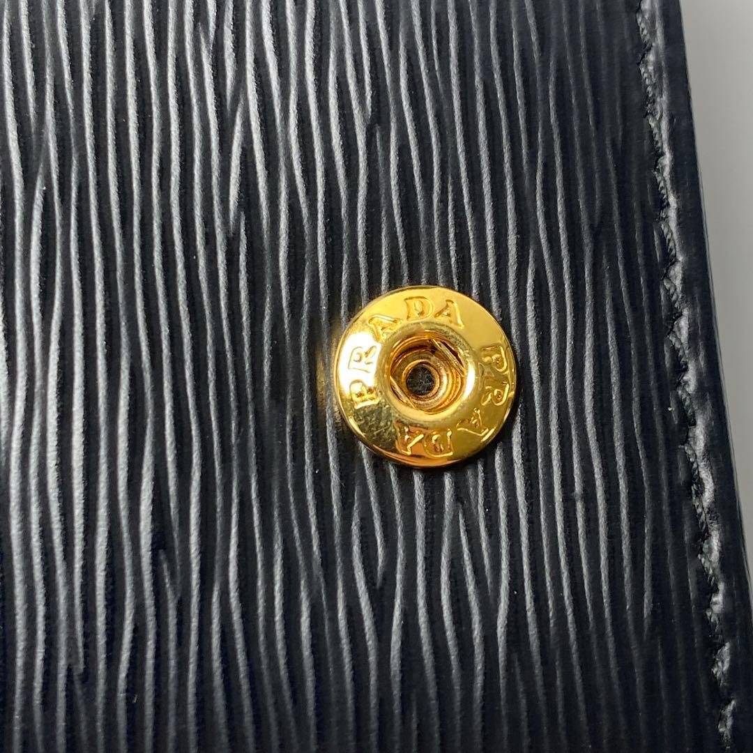 美品 プラダ PRADA 4連 キーケース 三角ロゴプレート ブラック