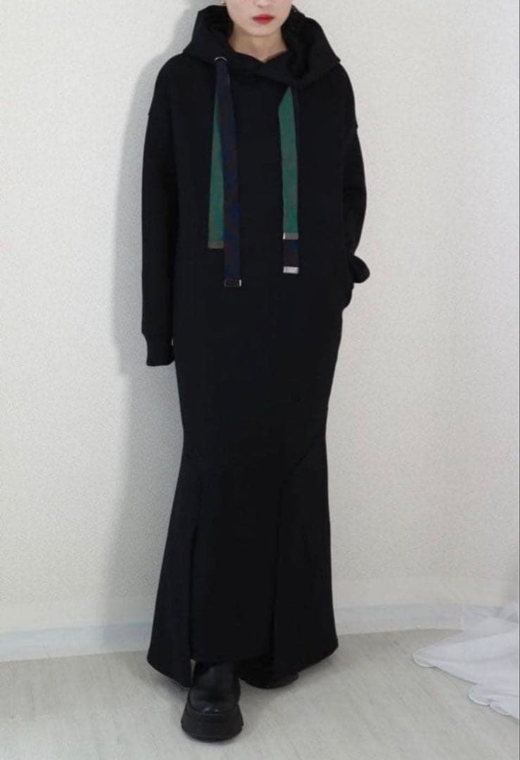 UN3D スウェットワンピース