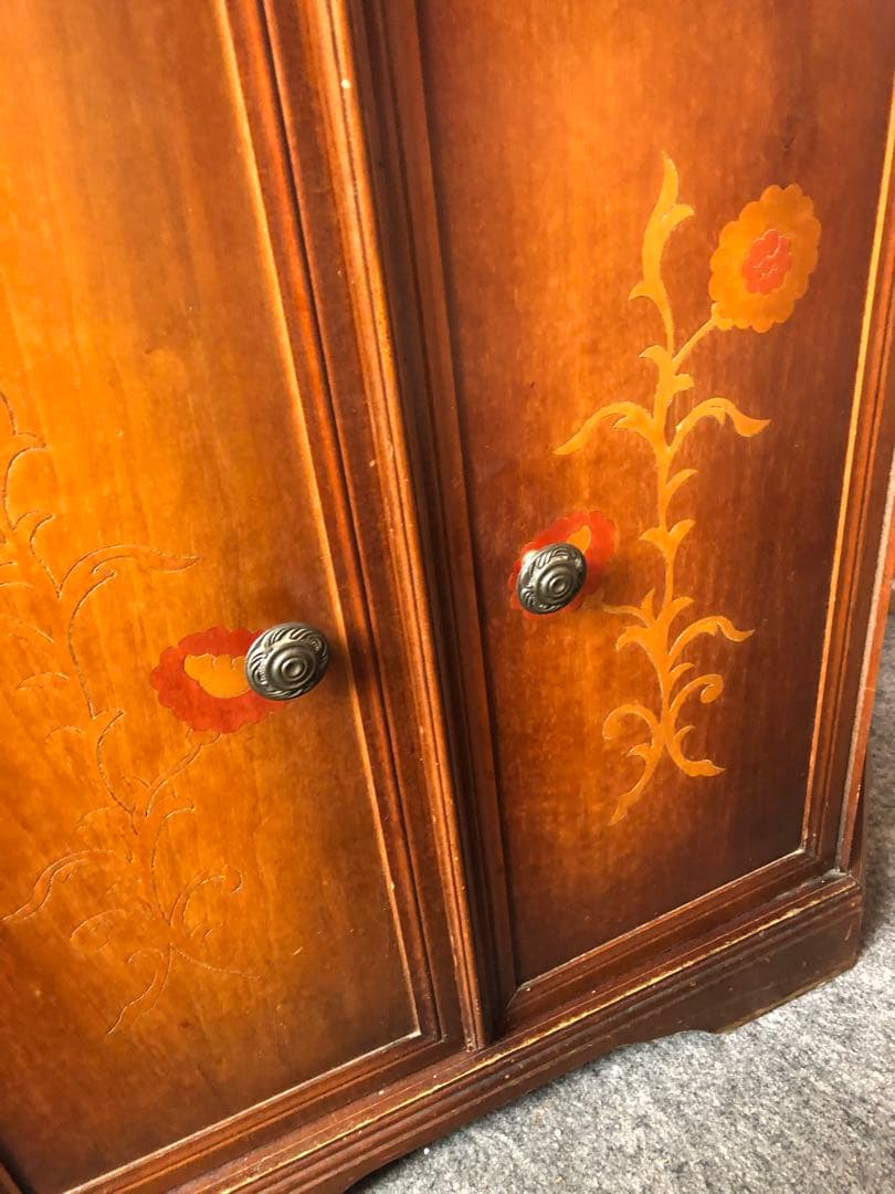 ヨーロピアン　イタリア　チェスト　ロココ調　アンティーク調　花台　木性　茶色