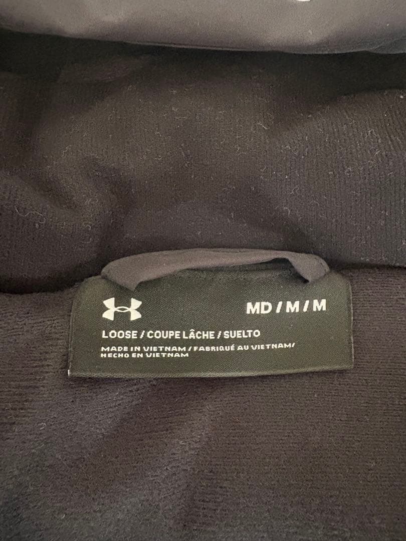 アンダーアーマー　UNDER ARMOUR ベンチコート