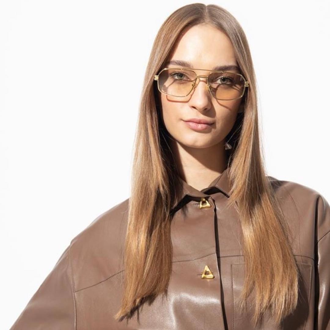 【BOTTEGA VENETA】Gold Frame Sunglasses