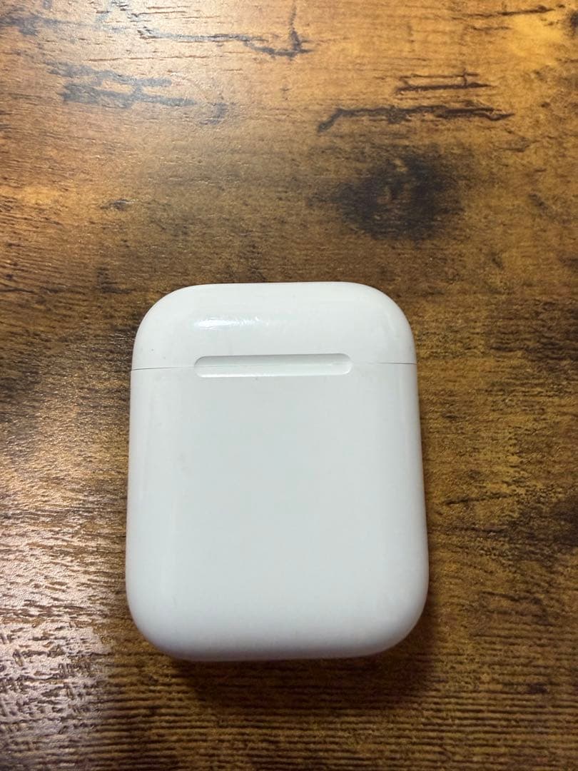使用期間１年 AirPods 第二世代　値下げ早い者勝ち