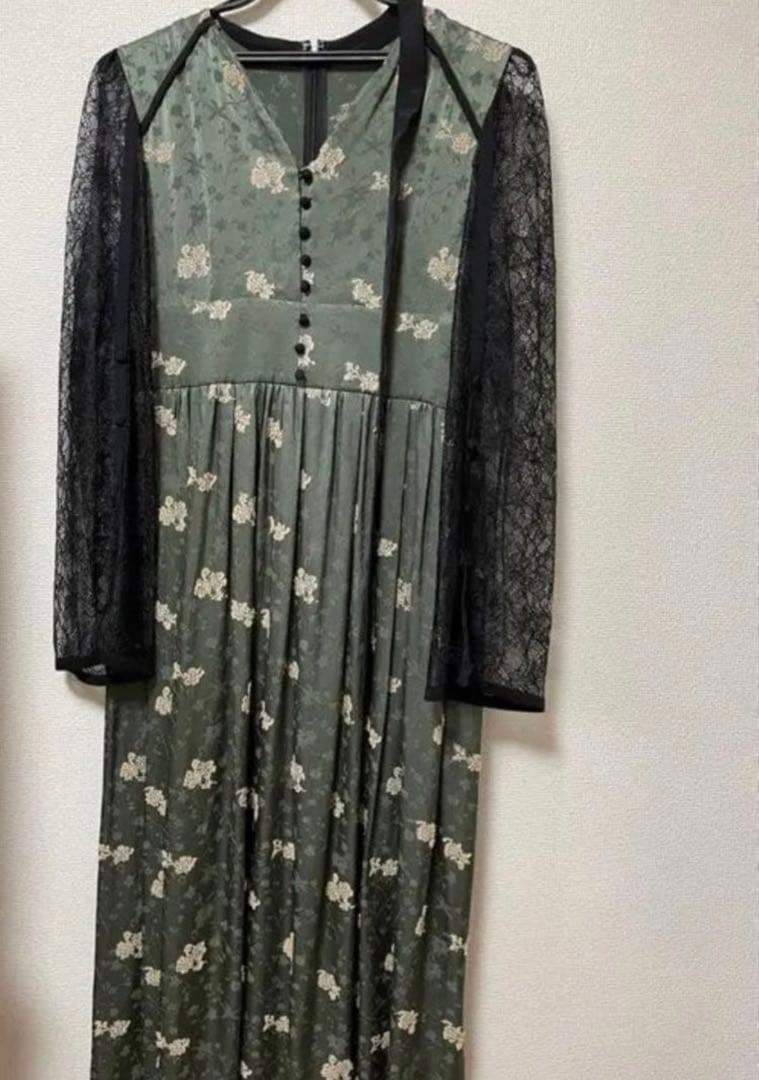 UNITED TOKYO マキシムフラワージャガードドレス