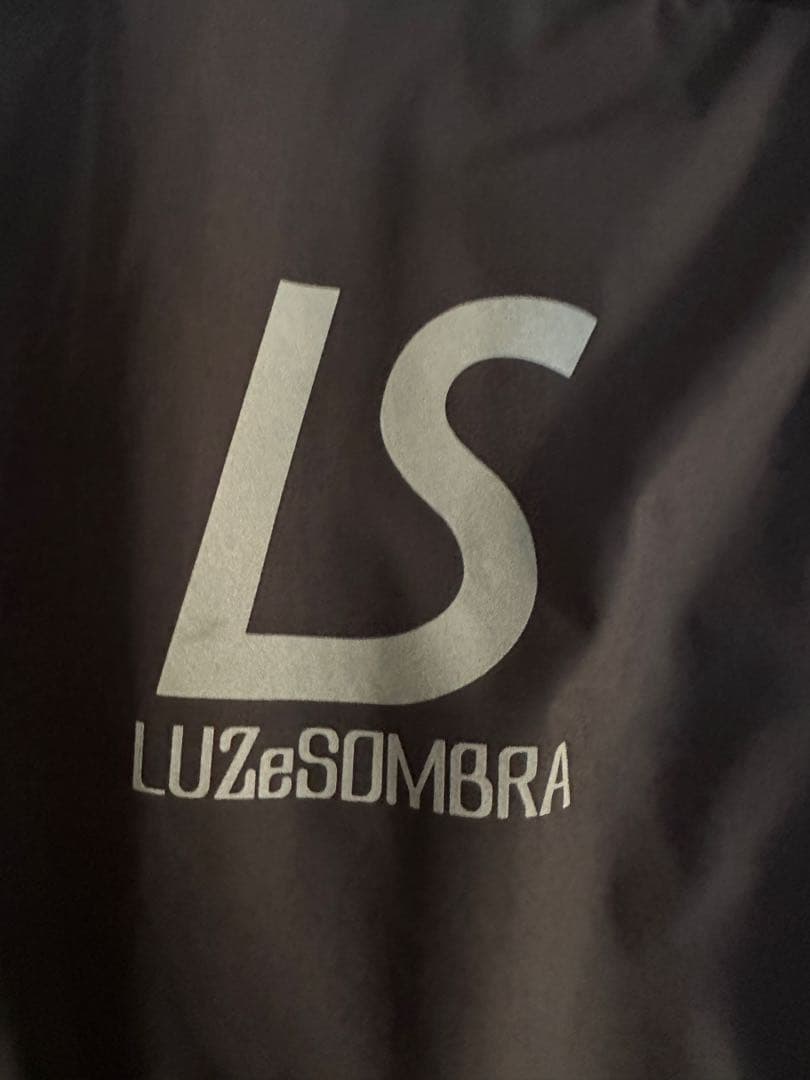 LUZeSOMBRA ブラック 高級ベンチコートLサイズ定価10万前後【送料込】