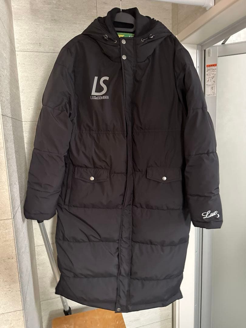 LUZeSOMBRA ブラック 高級ベンチコートLサイズ定価10万前後【送料込】