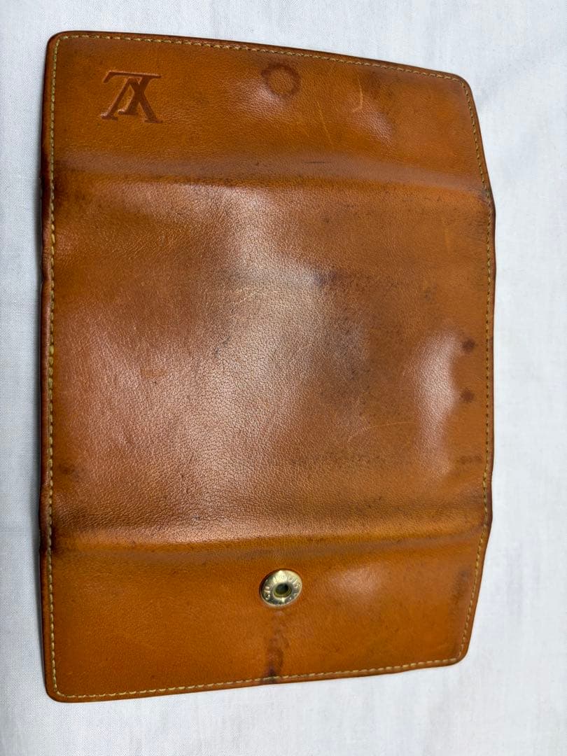 ルイ ヴィトン ミュルティクレ４ ノマド キャラメル M85072