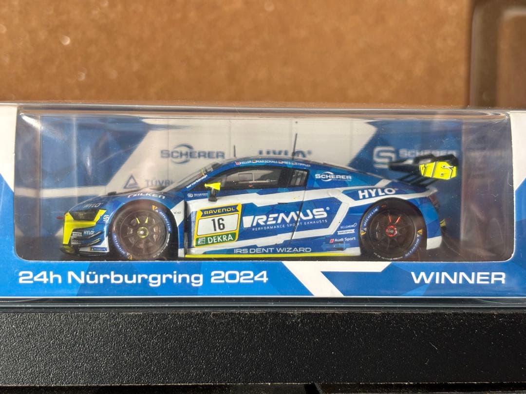 スパーク Audi R8 LMS GT3 シェラー特注 24ニュル優勝!!