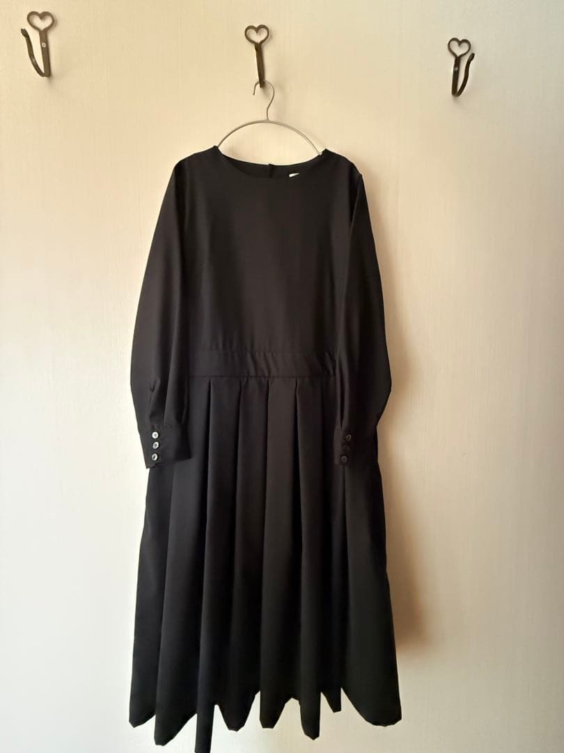 HACHITEN 「きちんと見えのワンピース」 by ina 卒業式　入学式