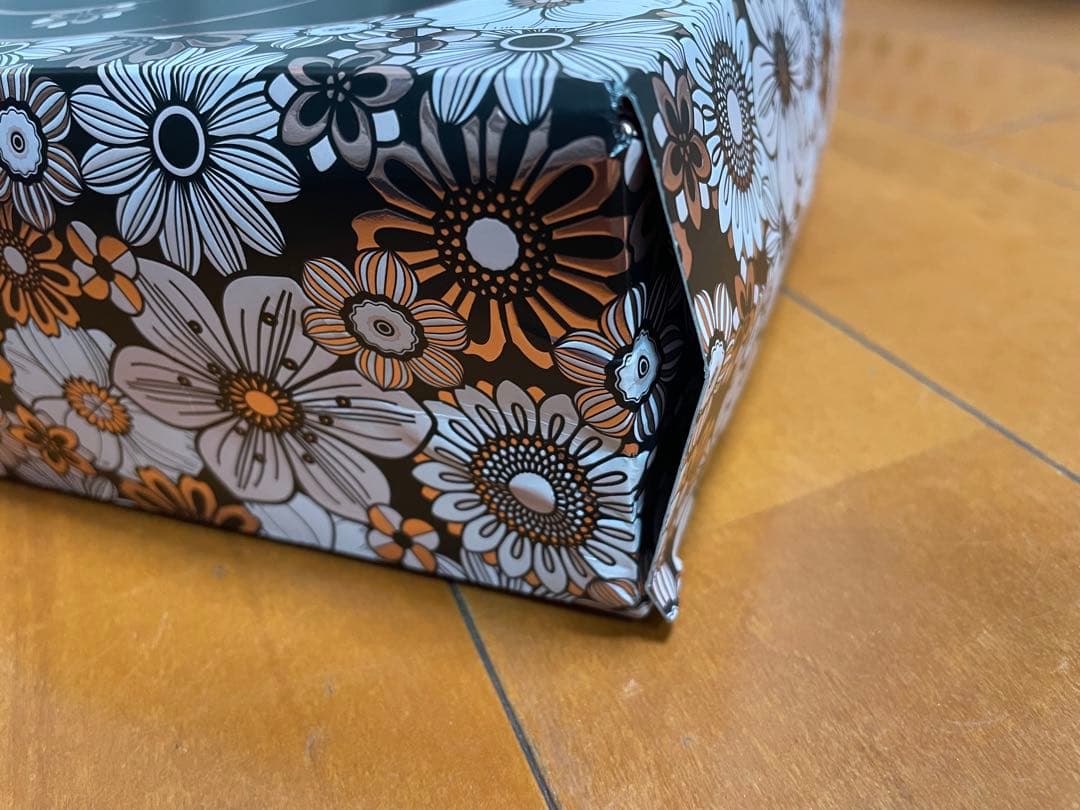 新品コスメデコルテ　エターナルブルームコレクション　クリスマスコフレ2025