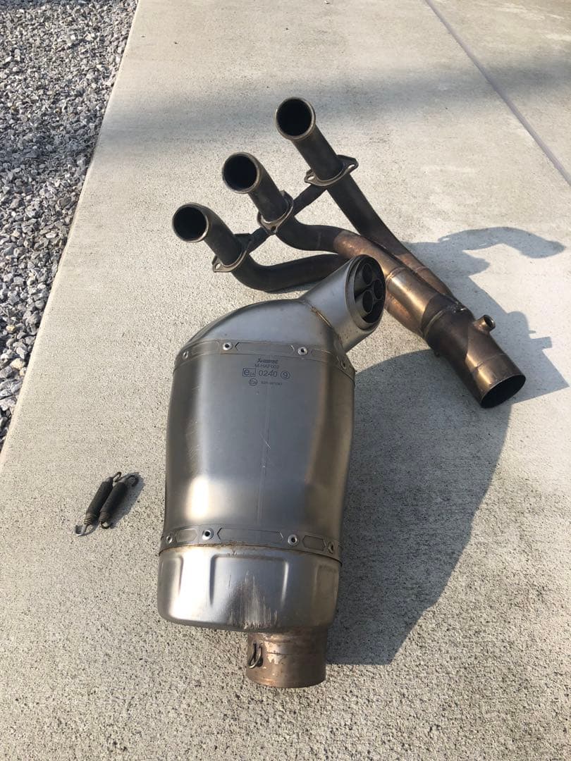 MT-09 14-20 アクラポビッチ フルエキ マフラー