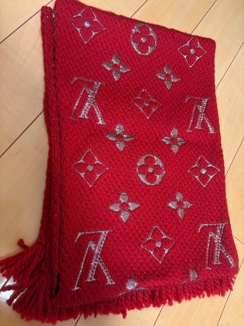 Louis Vuitton レッド マフラー フリンジ付き